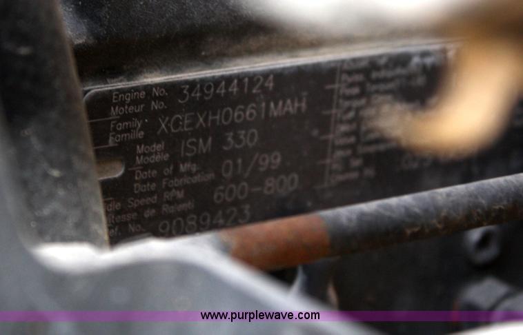 image for item B6760 2000 Western Star 4864FX concrete mixer truck