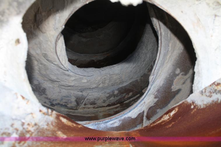 image for item B6760 2000 Western Star 4864FX concrete mixer truck