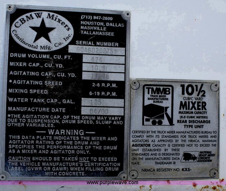 image for item B6761 2000 Western Star 4864FX concrete mixer truck