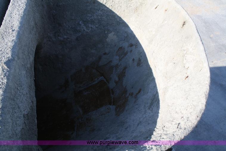 image for item B6761 2000 Western Star 4864FX concrete mixer truck