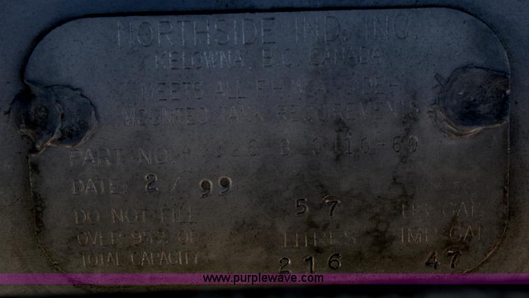 image for item B6761 2000 Western Star 4864FX concrete mixer truck