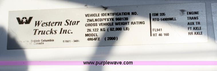 image for item B6761 2000 Western Star 4864FX concrete mixer truck