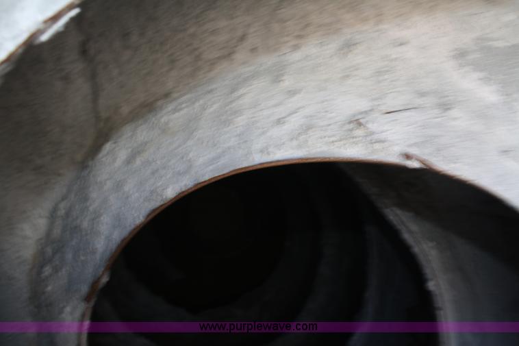 image for item B6763 2000 Western Star 4864FX concrete mixer truck