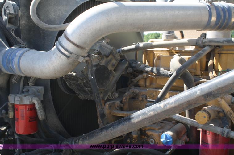 image for item B6765 2000 Western Star 4964FX concrete mixer truck