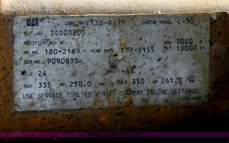 image for item B6765 2000 Western Star 4964FX concrete mixer truck