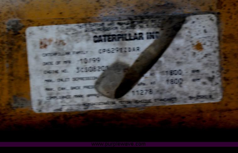 image for item B6765 2000 Western Star 4964FX concrete mixer truck