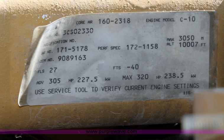 image for item B6766 2000 Western Star 4964FX concrete mixer truck