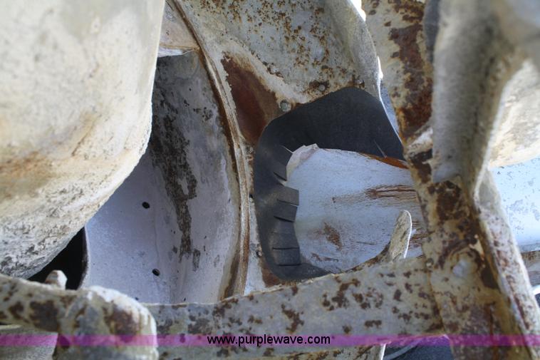 image for item B6766 2000 Western Star 4964FX concrete mixer truck