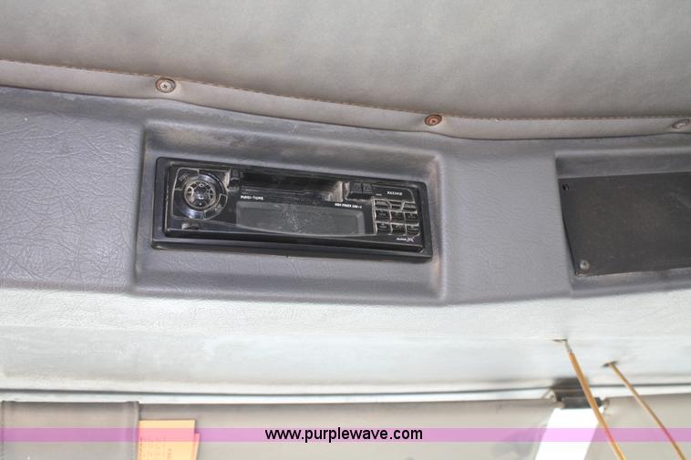 image for item B6767 1999 Western Star 4964FX concrete mixer truck