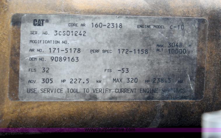 image for item B6767 1999 Western Star 4964FX concrete mixer truck