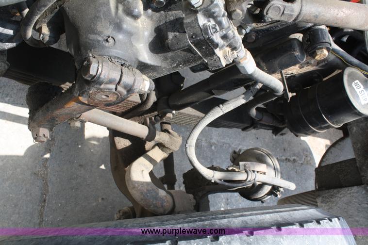 image for item B6767 1999 Western Star 4964FX concrete mixer truck