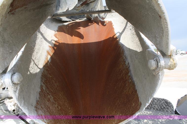 image for item B6767 1999 Western Star 4964FX concrete mixer truck