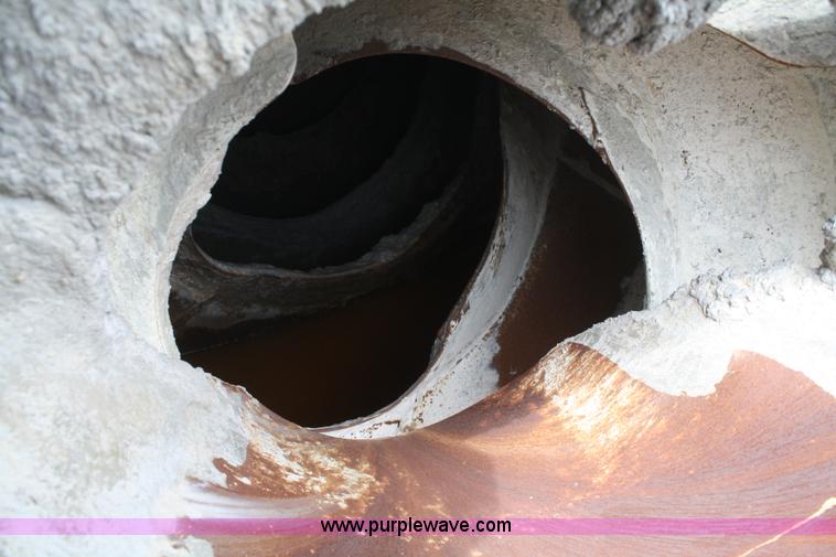 image for item B6768 2000 Western Star 4864FX concrete mixer truck