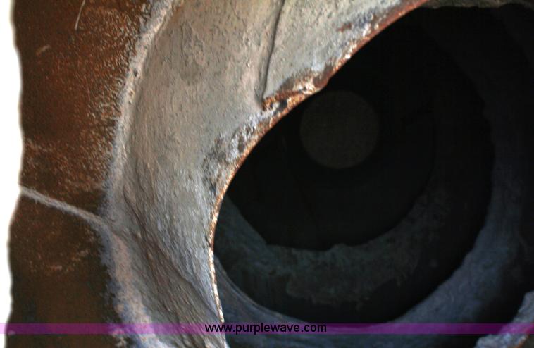 image for item B6768 2000 Western Star 4864FX concrete mixer truck