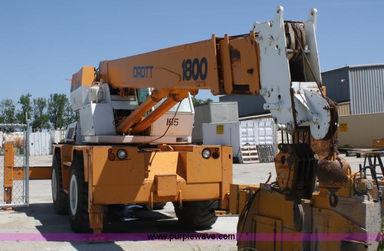image for item B6783 Drott 1800CC crane