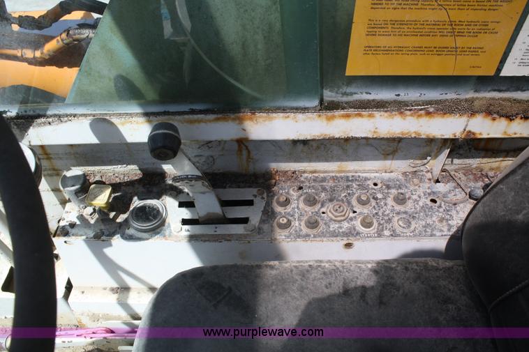 image for item B6783 Drott 1800CC crane