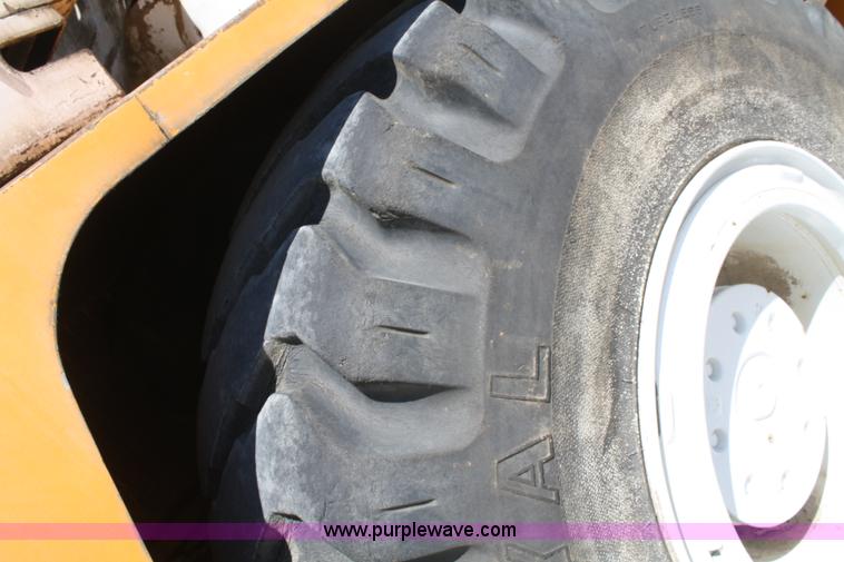 image for item B6783 Drott 1800CC crane