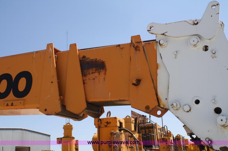 image for item B6783 Drott 1800CC crane