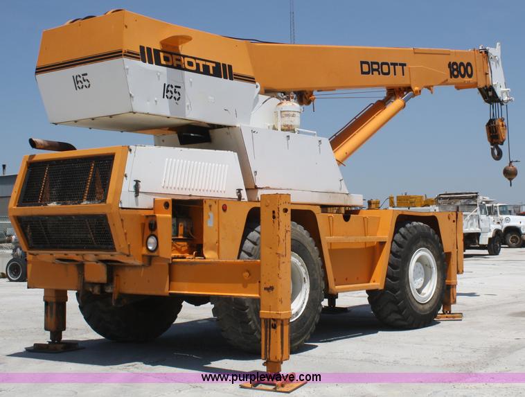 image for item B6783 Drott 1800CC crane