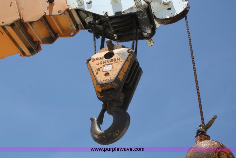 image for item B6783 Drott 1800CC crane