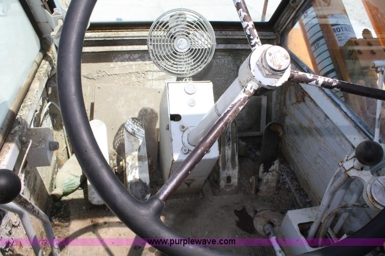 image for item B6783 Drott 1800CC crane