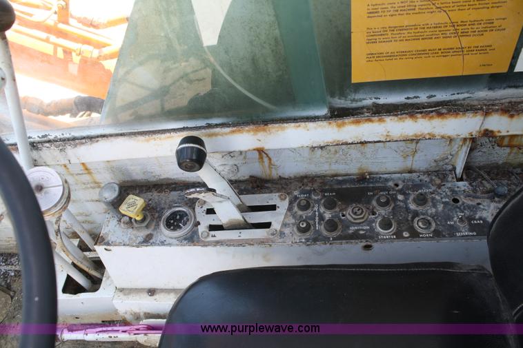 image for item B6783 Drott 1800CC crane