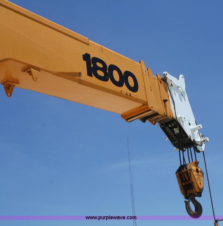 image for item B6783 Drott 1800CC crane