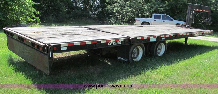 image for item C2193 1995 Trail-Eze 28' gooseneck trailer with hydraulic dovetail