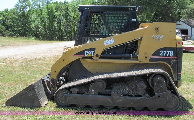 image for item C2203 2007 Caterpillar 227B track skid steer
