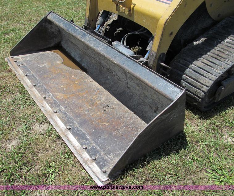 image for item C2203 2007 Caterpillar 227B track skid steer