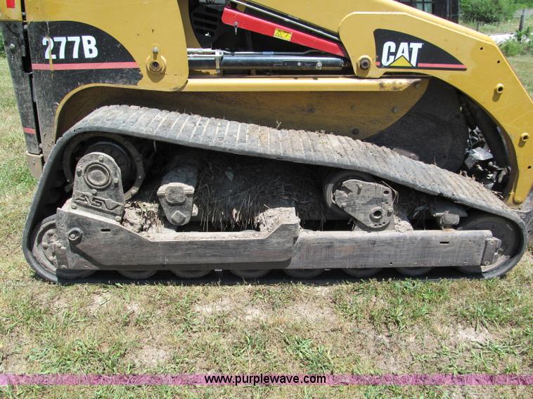 image for item C2203 2007 Caterpillar 227B track skid steer