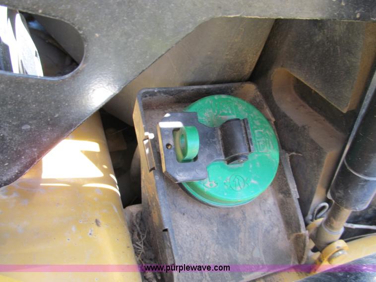 image for item C2203 2007 Caterpillar 227B track skid steer