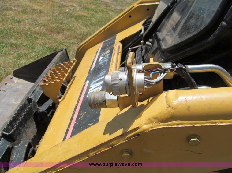 image for item C2203 2007 Caterpillar 227B track skid steer