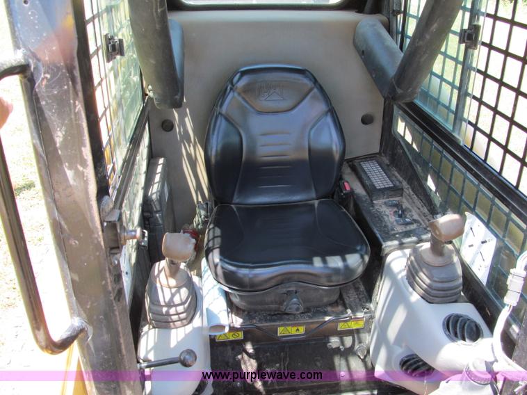image for item C2203 2007 Caterpillar 227B track skid steer