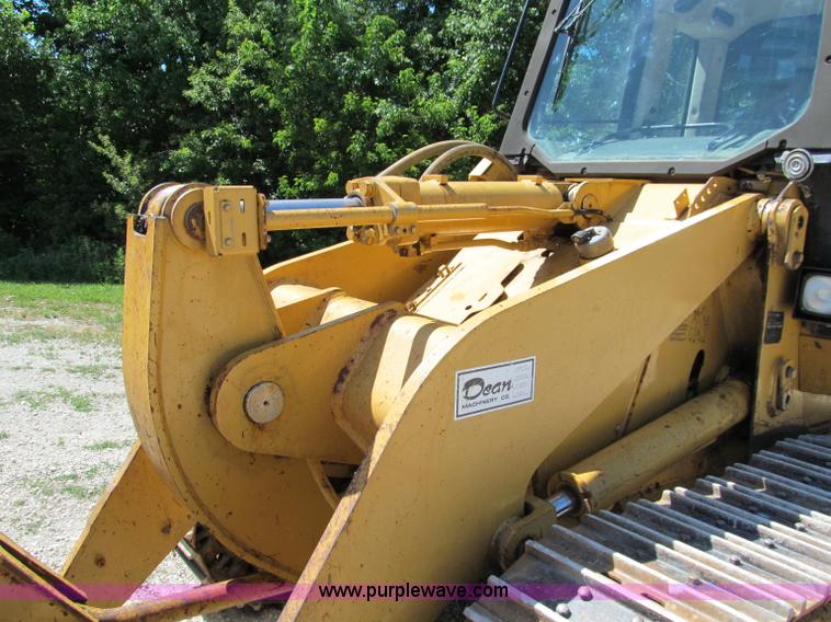 image for item C2209 2002 Caterpillar 953C track loader