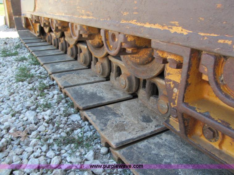 image for item C2209 2002 Caterpillar 953C track loader