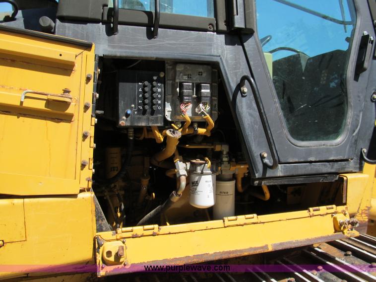 image for item C2209 2002 Caterpillar 953C track loader