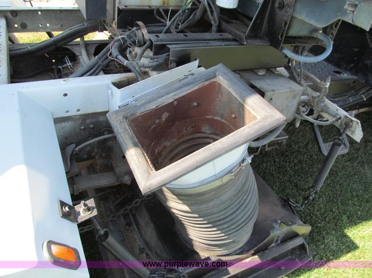 image for item C2212 2000 Isuzu vacuum truck with sweeper