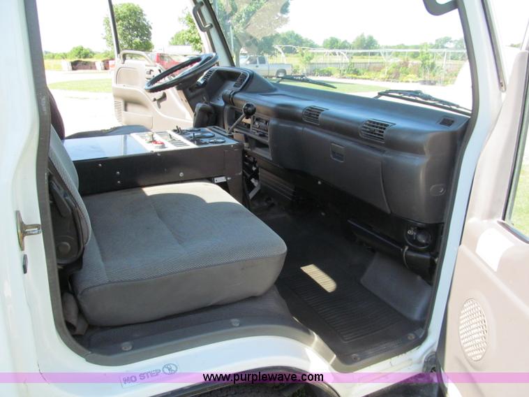 image for item C2212 2000 Isuzu vacuum truck with sweeper