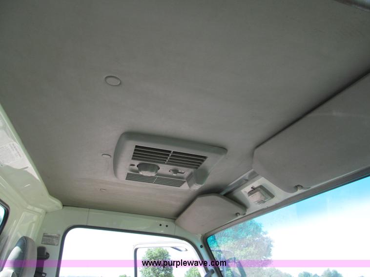 image for item C2212 2000 Isuzu vacuum truck with sweeper