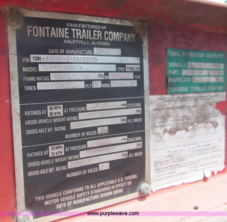 image for item C2219 2004 Fontaine lowboy trailer