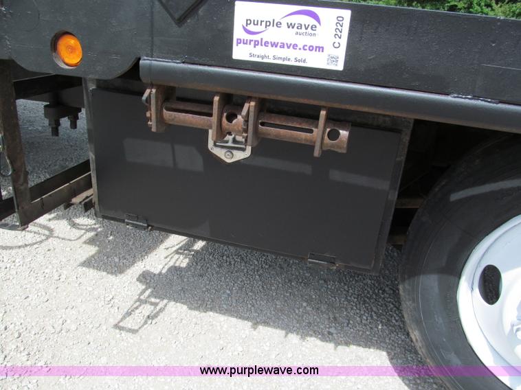 image for item C2220 1987 Ford L8000 concrete panel crane truck