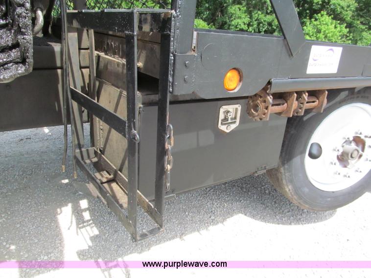 image for item C2220 1987 Ford L8000 concrete panel crane truck