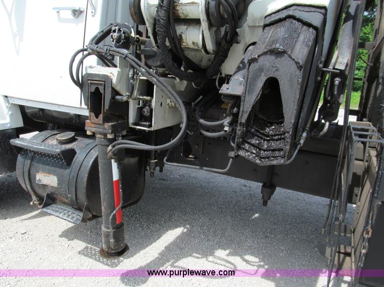 image for item C2220 1987 Ford L8000 concrete panel crane truck