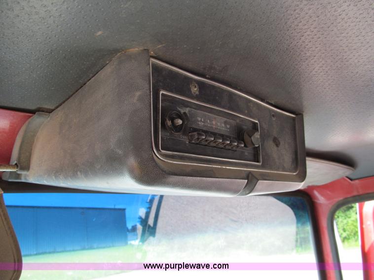 image for item C2220 1987 Ford L8000 concrete panel crane truck