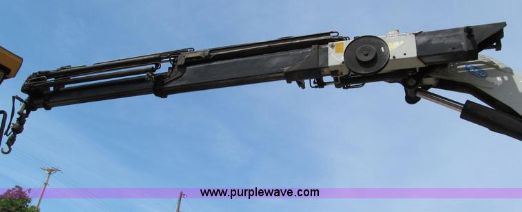 image for item C2220 1987 Ford L8000 concrete panel crane truck