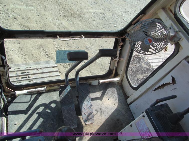 image for item C2221 Koehring 6612 excavator