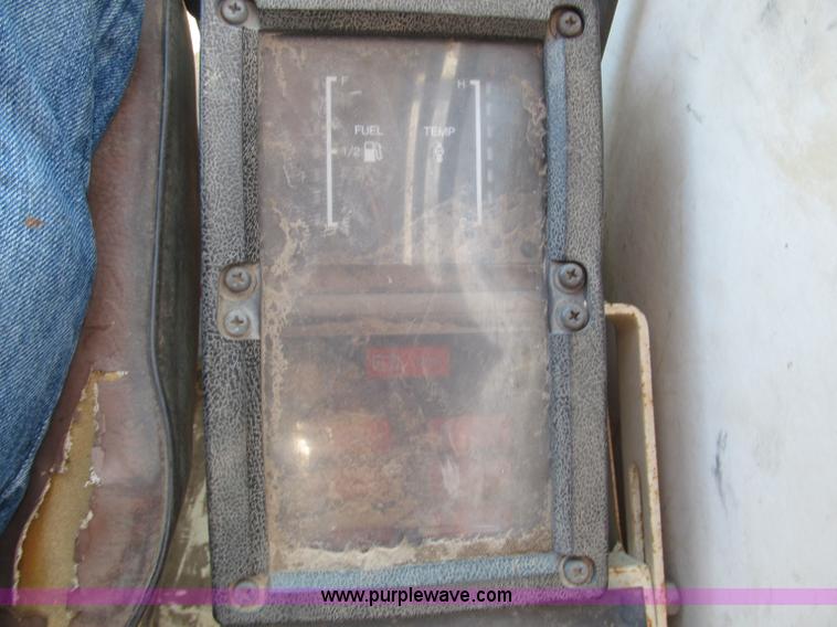 image for item C2221 Koehring 6612 excavator