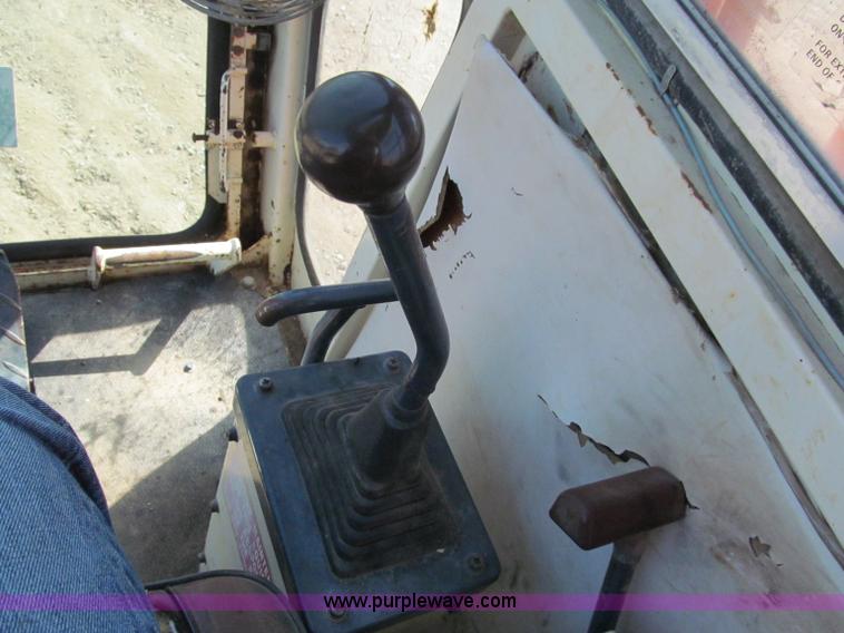 image for item C2221 Koehring 6612 excavator