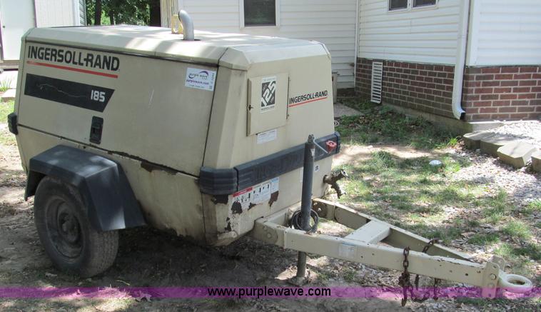 image for item C2244 1997 Ingersoll Rand 185 air compressor